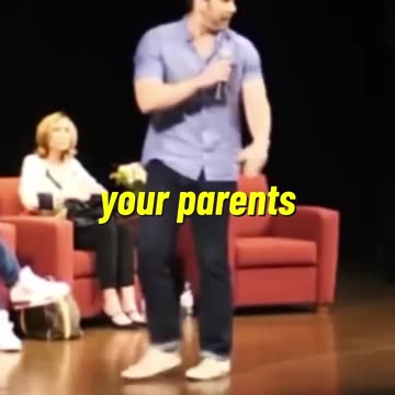 Comedian SCHOOLS Heckling Audience Member