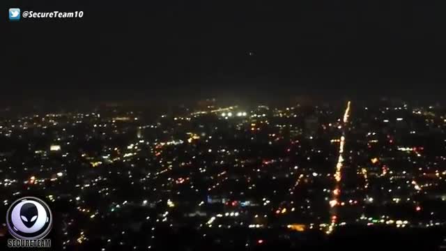 Mass UFO Sighting Over Los Angeles With Multiple Sources