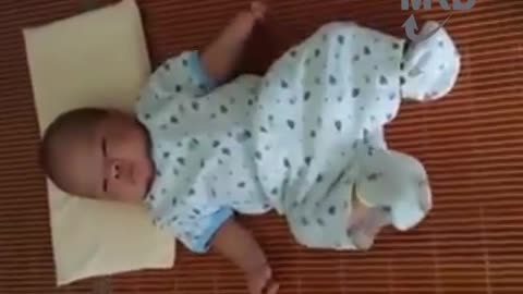 VERY FUNNY SLEEP CRYING BABY!