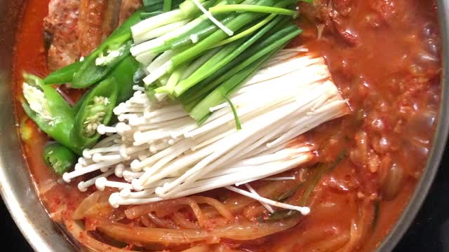 Steamed Kimchi Back Ribs