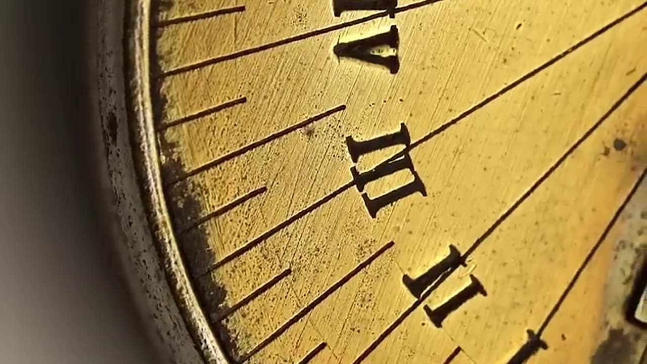 Moon Is Moving Away From Us | COSMOS in a minute #44