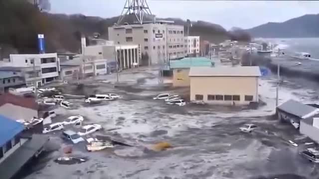 Worst & Deadliest Tsunami in Japan 2011