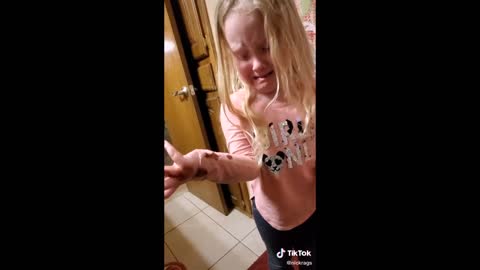 Kids Fake POOP, fun and prank very cute