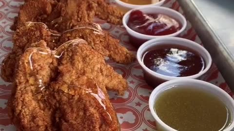 Fried chicken wings