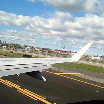 plan take off from new york airport