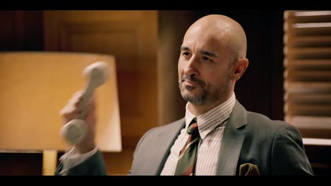 Jesús chantajea a Patricia para que acepte lo que le ofrece