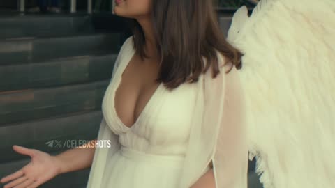 Hot 🔥 girl