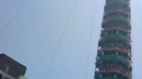 GIANT tower in India collapses causes Multiple Injuries