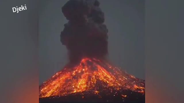 Volcane explosion live