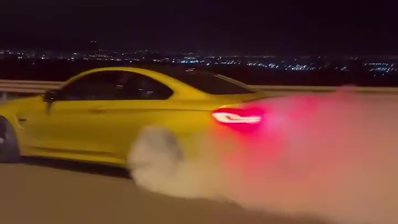 BMW M4 Rolling Burnout 🔥