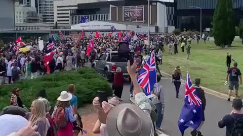 Australia takes to the streets! End the Mandates