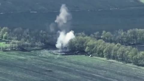 Soldiers of the 54th Mechanized Brigade showed how they destroyed Russia tank in the Donetsk region