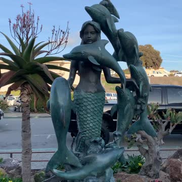 Morro Bay Mermaid Statue