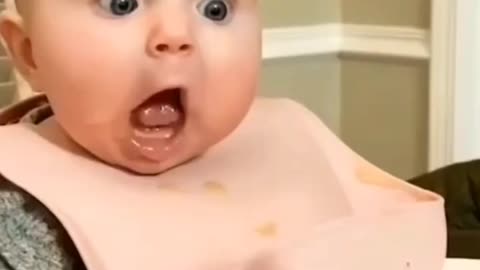 Baby eating🥭🥭🍴🍴🍴🥭🍴 snacks crazy!