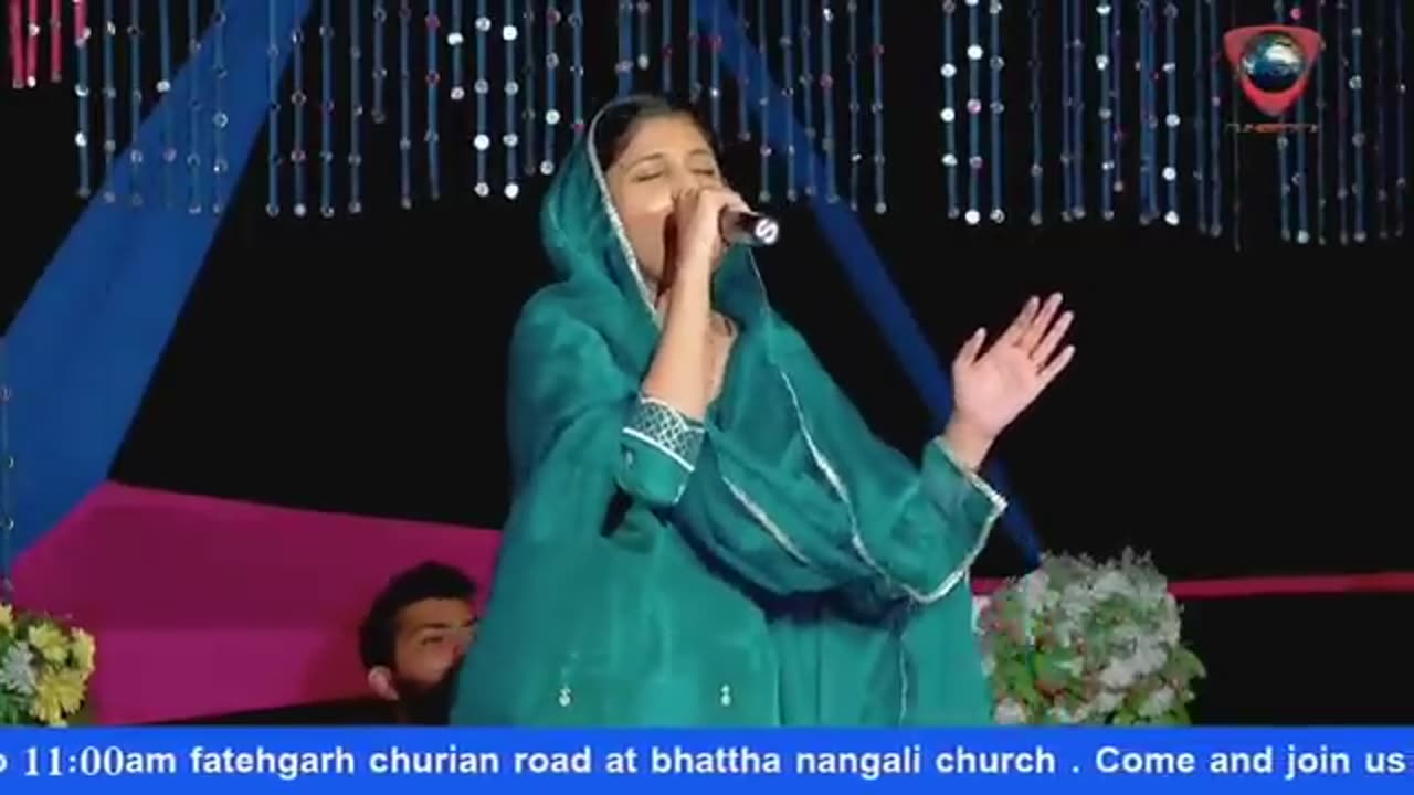 तेरी तारीफ हो - Live Worship - Sister Romika Masih - New Masih Song 2022