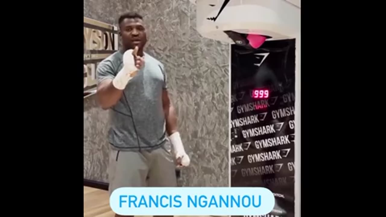 Fury, Joshua, Ngannou and Wilder all try arcade punch machine