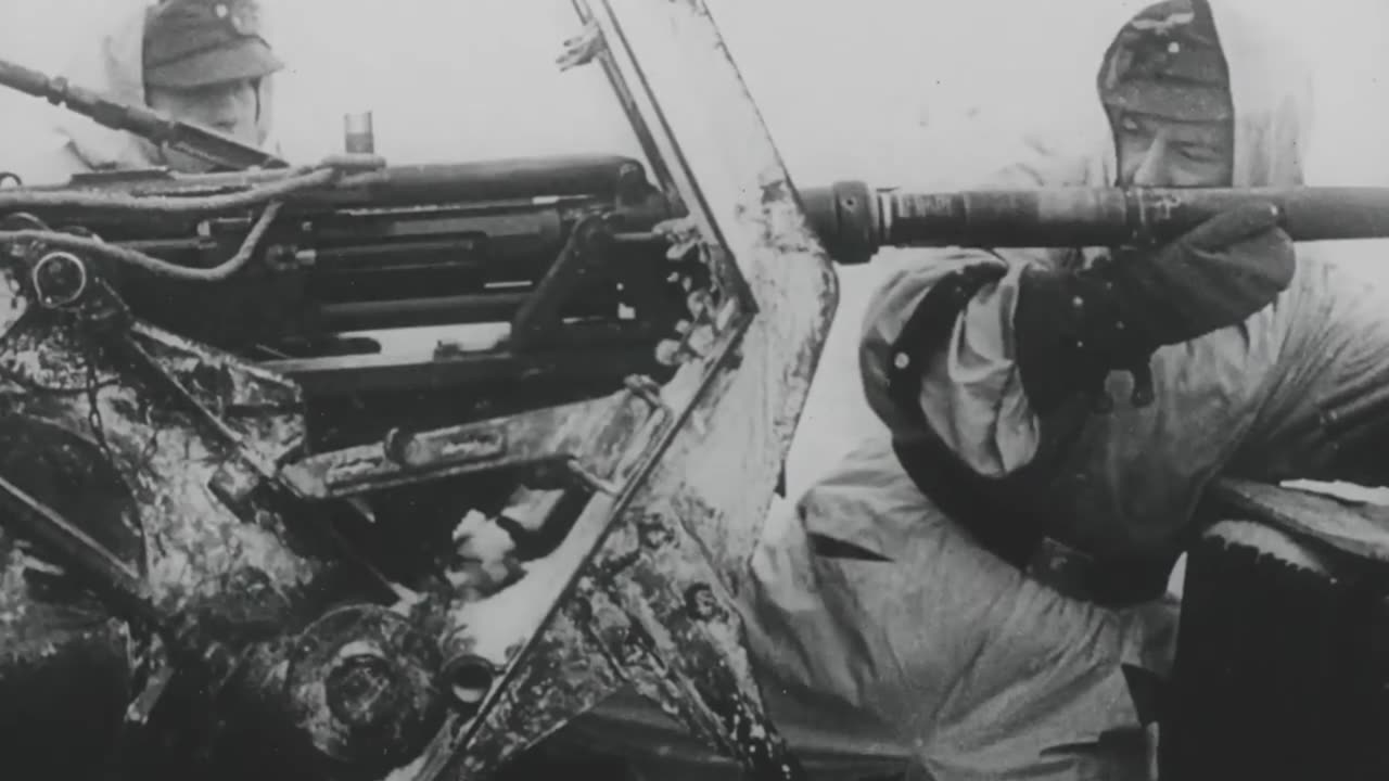 Quick barrel change for a 2cm Flak 30 on the Eastern Front in early 1943