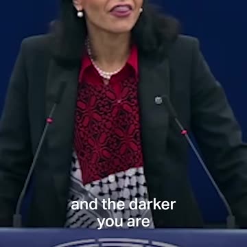 Silent protest by Swedish politician