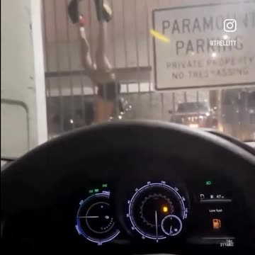 Genius Criminal Attempt Break In - Ends Up Hanging Like Spiderman