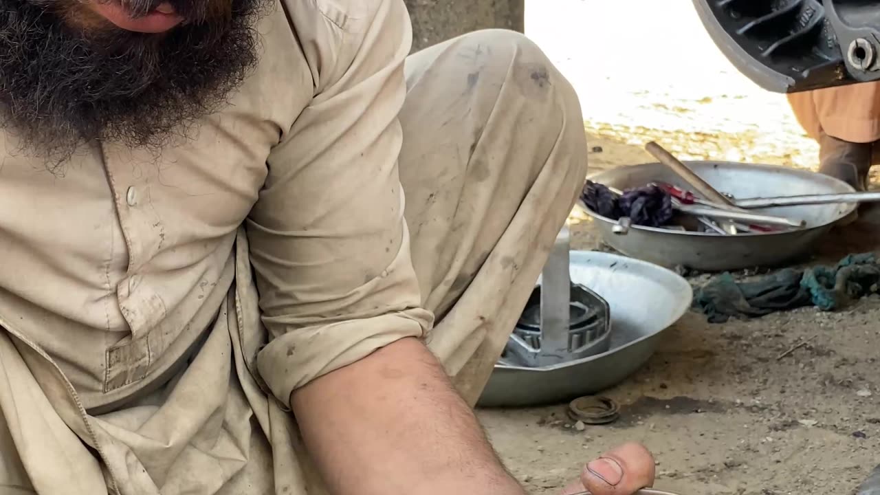 Wheel Bearing Greasing #wheel #grease #pakistanitrucks #ytshorts #shortsvideo