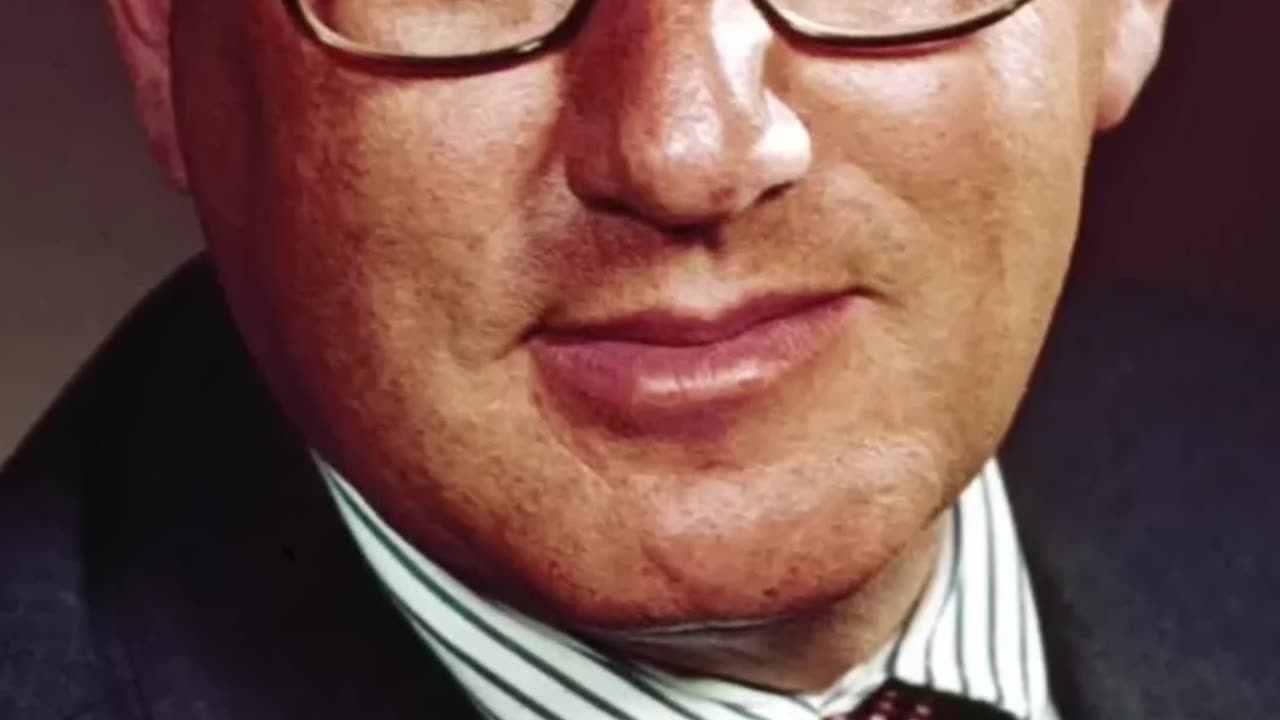 Are You Addicted to People-Pleasing_ 🤲🚶_♀️