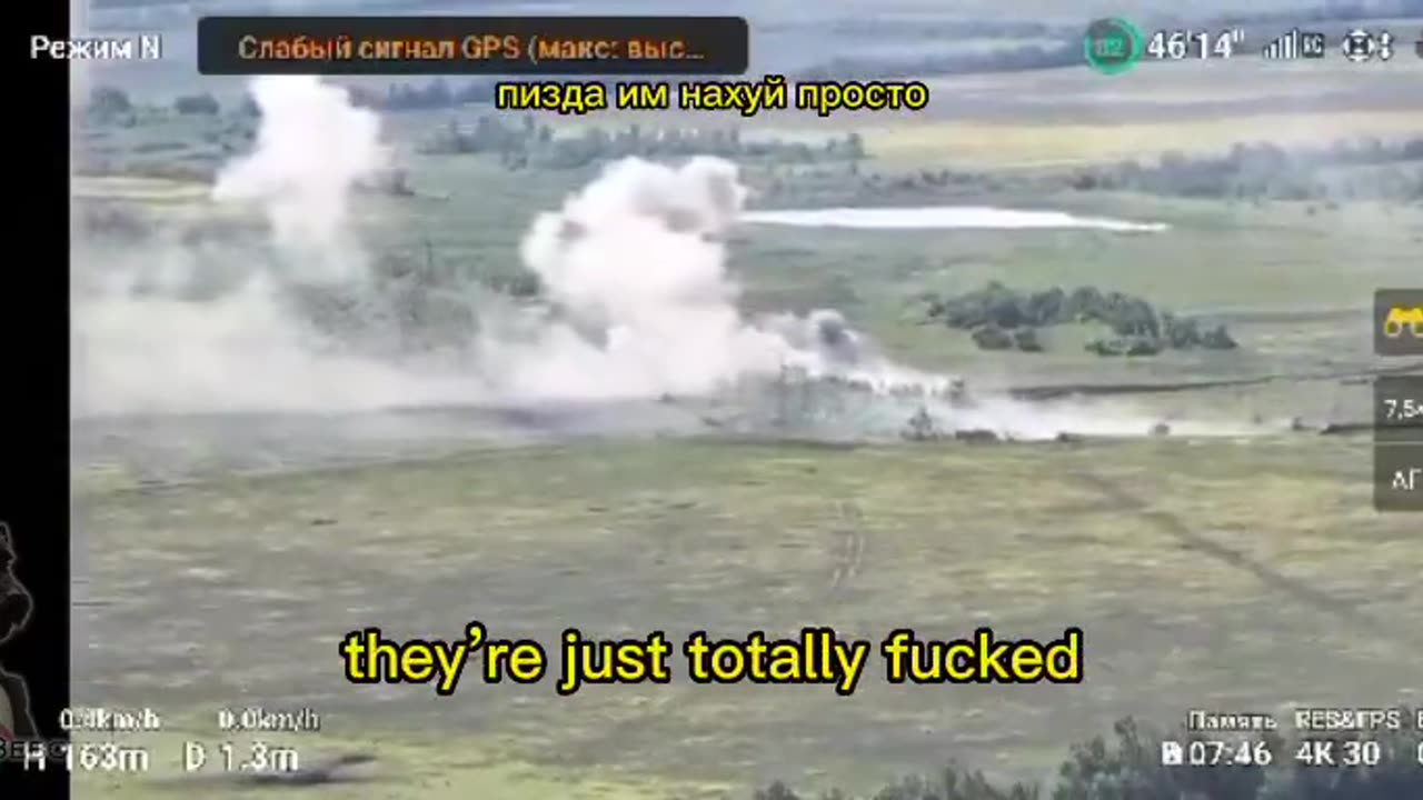 Russian Rambo Tank - VS Ukrainian column