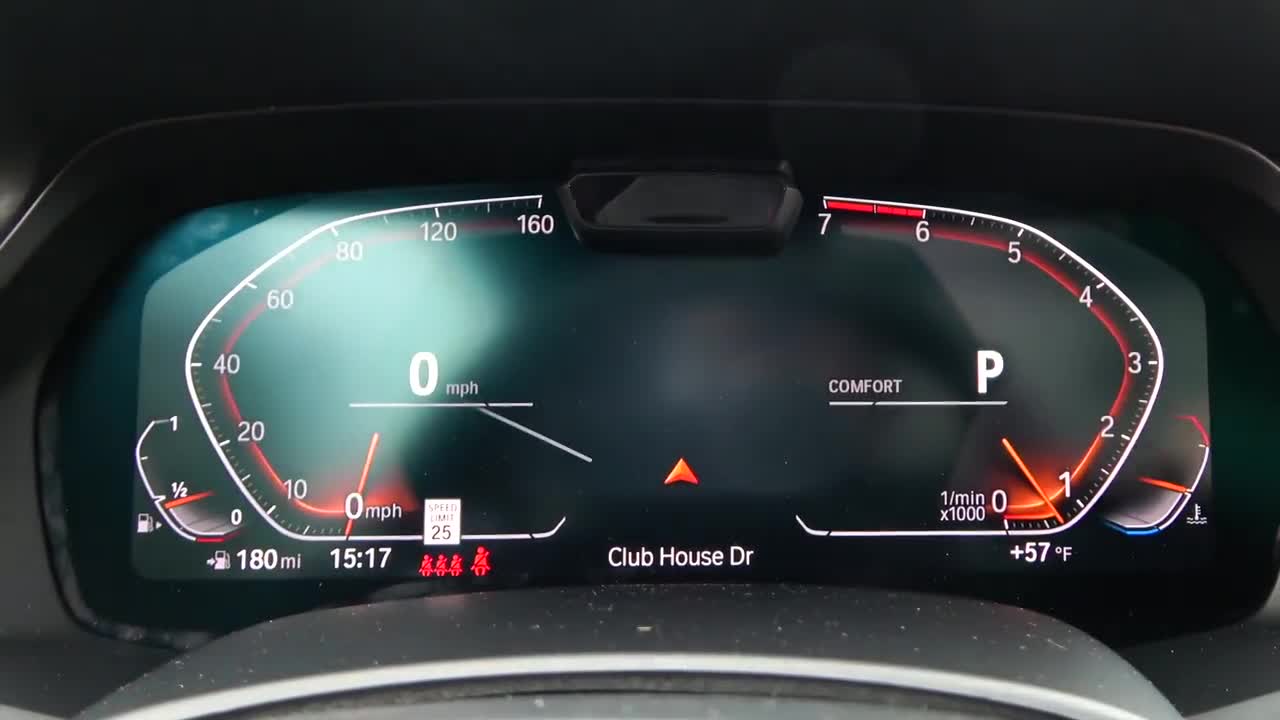 BMW X7 vs Range Rover - see which is the best luxury SUV_