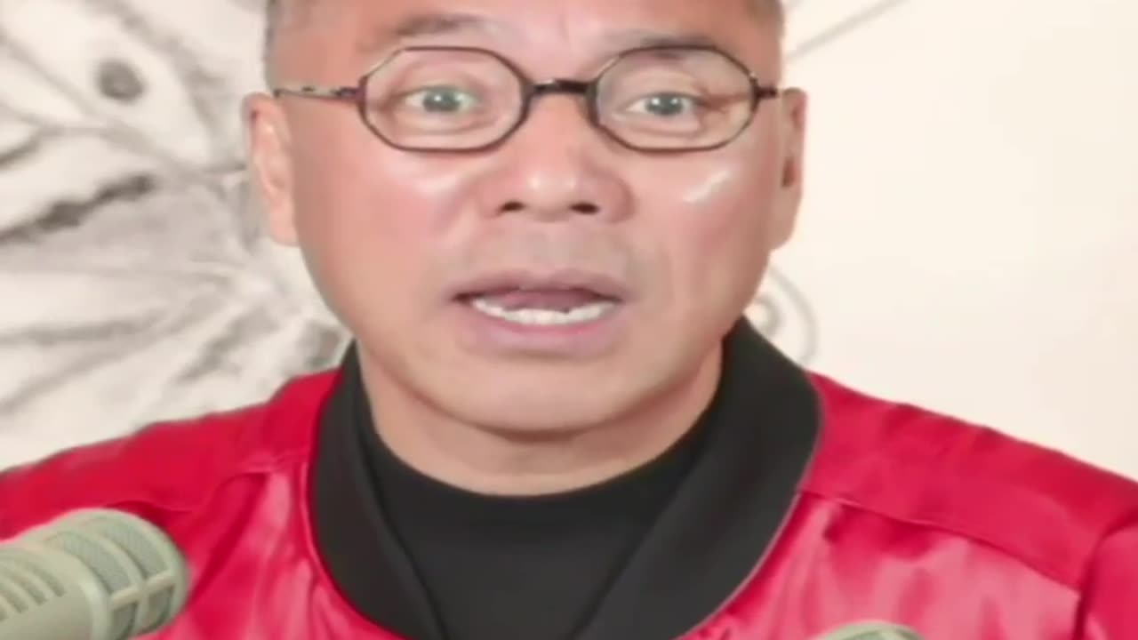 20211013文贵先生直播： #孙中山 老婆被共产党给玩漏了， #宋庆龄 嫁到北京宋庆龄故居，老革命睡，小革命睡，最后连司机、保镖都睡谁。共产党官员以为“睡了宋庆龄就睡到孙中山了”！