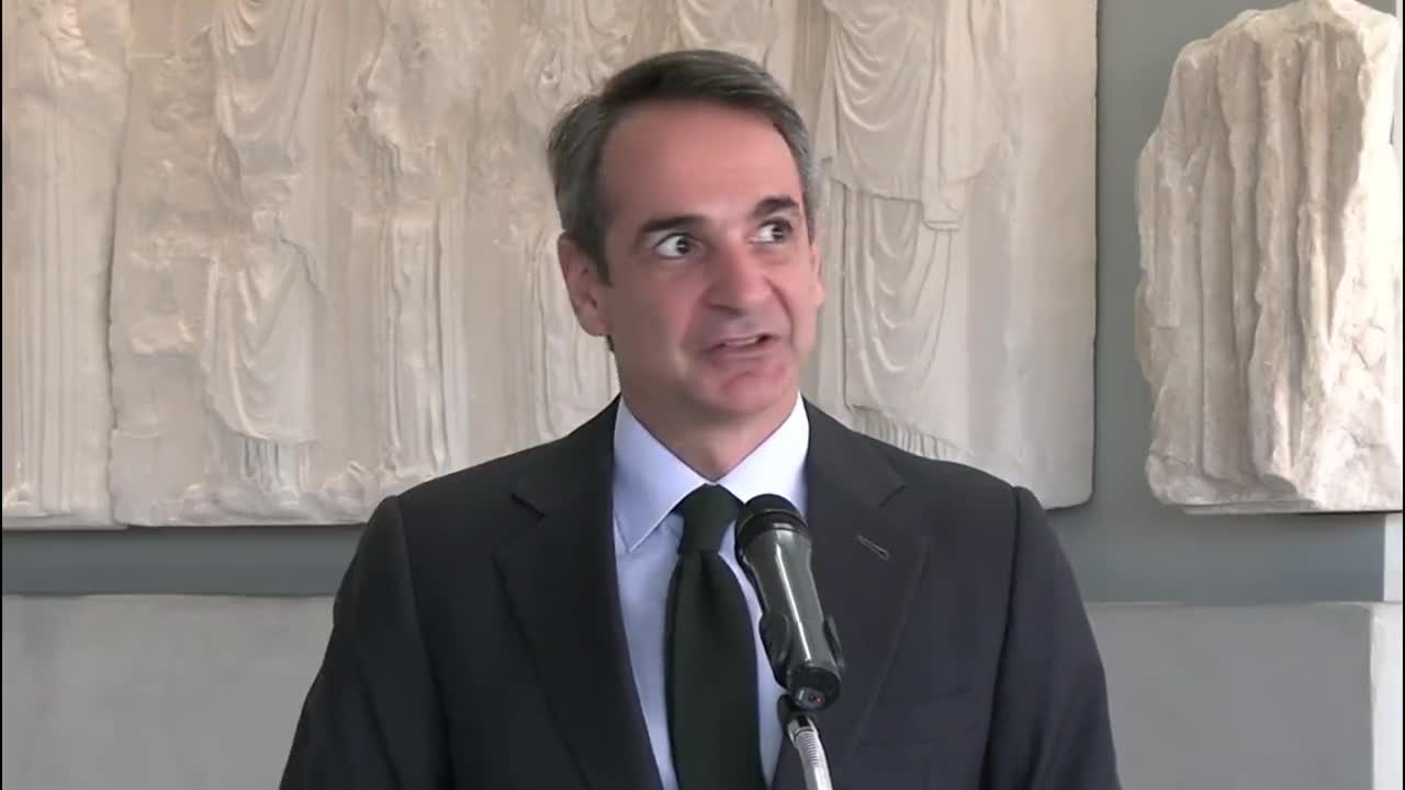 ΜΗΤΣΟΤΑΚΗΣ-ΦΙΛΕΣ ΚΑΙ ΦΙΛΟΙ.