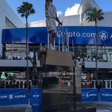 Los Angeles’ heart & soul — Welcome to Star Plaza, Kobe Thank u Kobe