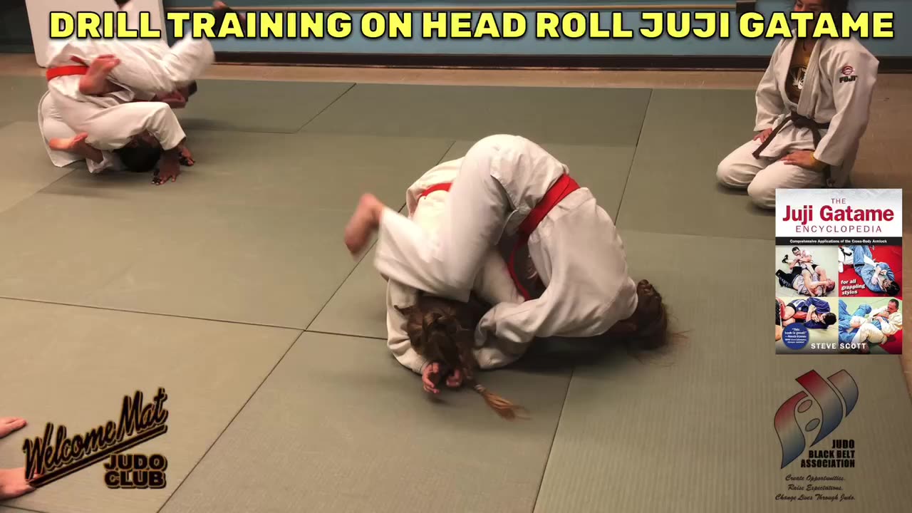 Drill Training on Head Roll Juji Gatame