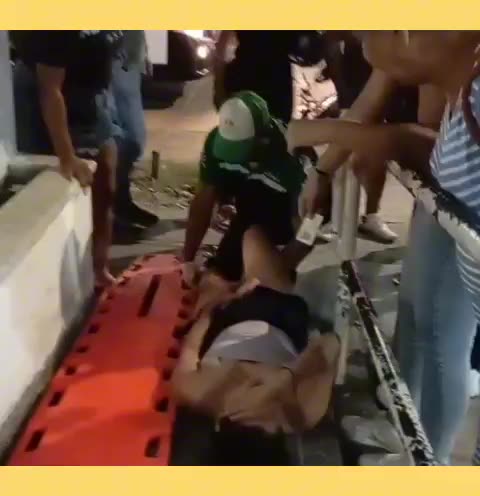 Choque entre buseta y moto en Av. Libertador deja dos heridos en Santa Marta