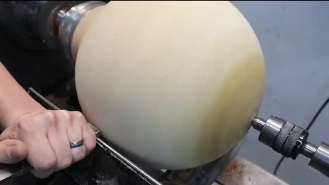 Wood turning - Tha Sycamore Lamp