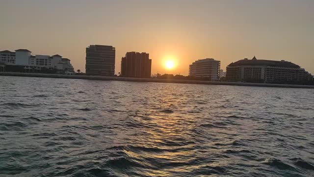 Dubai yacht tour