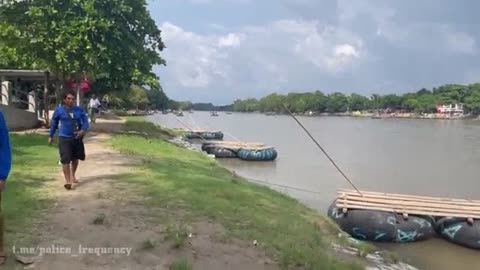 Crossing from Guatemala into Mexico is extremely easy -- Just have to hop on a raft for $2.