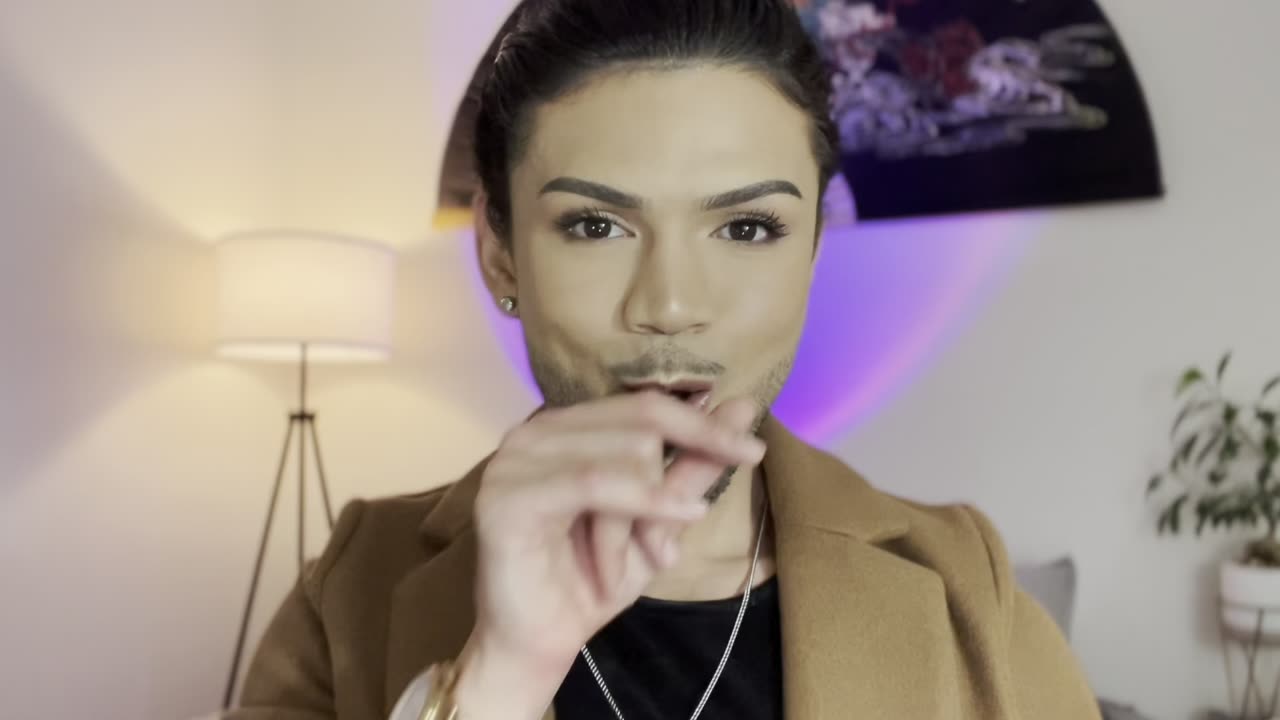 DRAG QUEENS ARE AFTER YOUR KIDS?!
