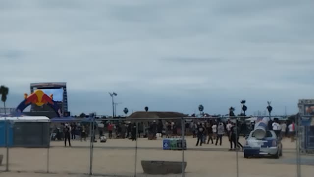 REDBULL HUNTINGTON BEACH STRAIGHT RHYTHM DIRT BIKE JUMPING.