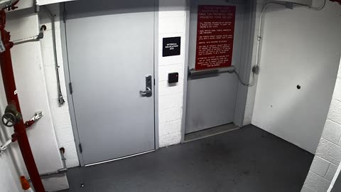 6022EHUGGAScreeningSiteGarageSide_2021-01-06_03h04min08s907ms.mp4