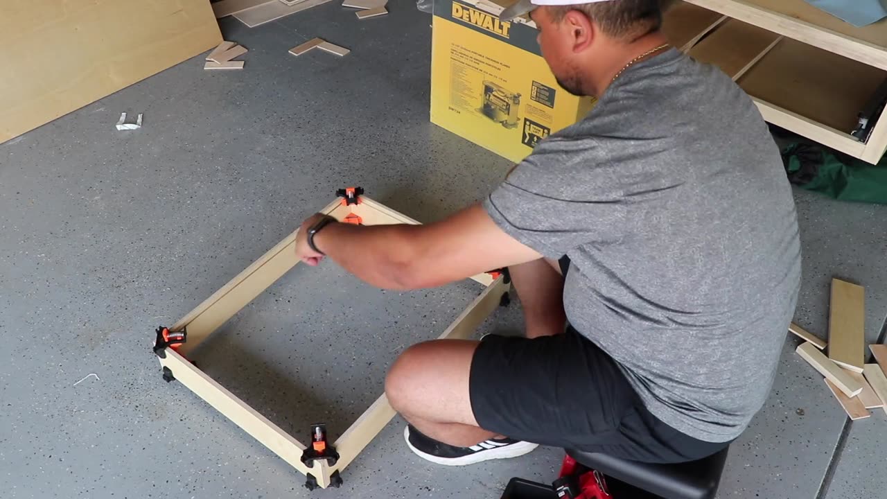 DIY Large Bathroom Vanity. Easy way to build large cabinets.