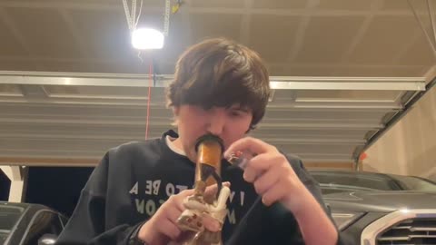 Day 55 pt3 Mom let the cat out while I was sleeping again lmfaooo