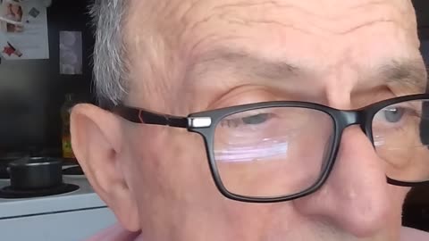 SIN OBLIGACION O RESPONSABILIDAD CON LOS DEMAS.