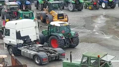Farmers Revot