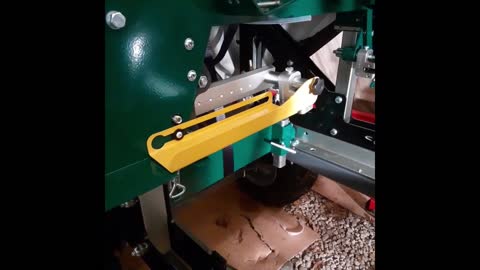 Installing the adjustable blade guide on my HM122 sawmill