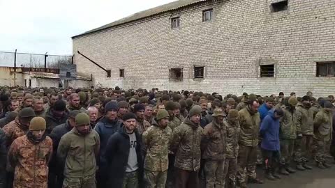 +++⚡️Videos zeigen Hunderte ukrainische Soldaten des Kiewer Regimes
