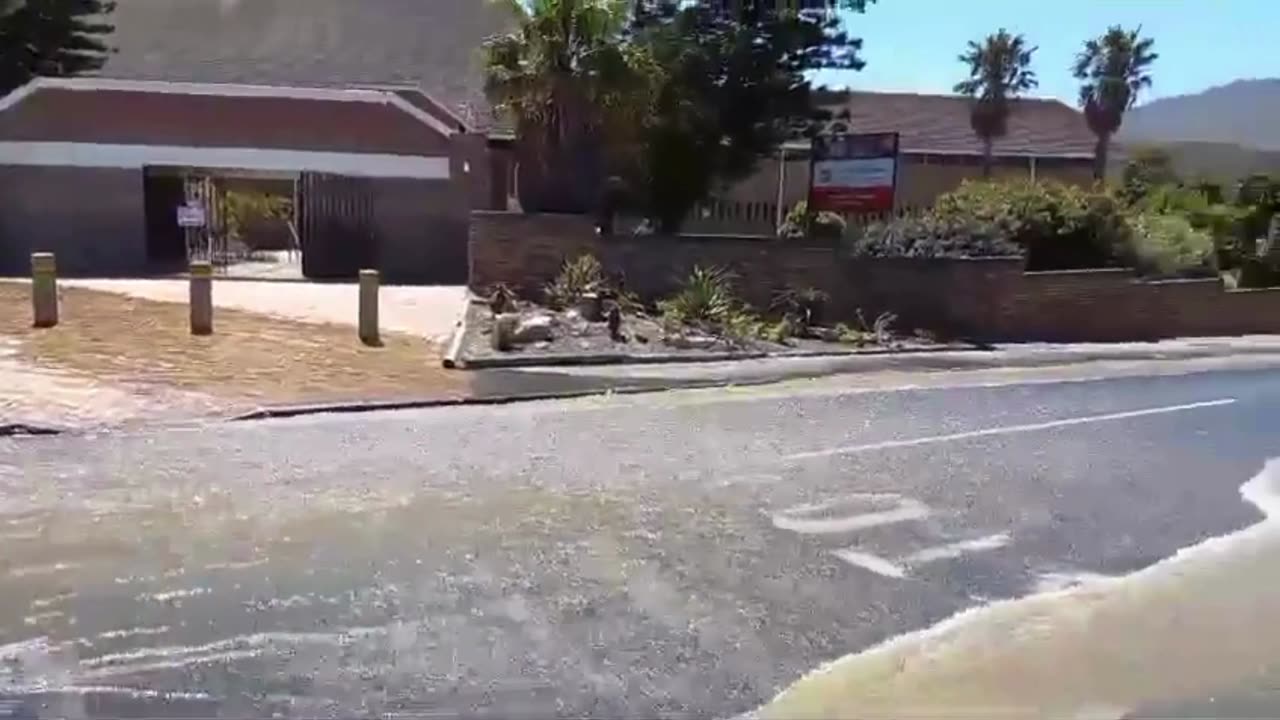 Burst pipe in Fish Hoek causes sinkhole and flooding