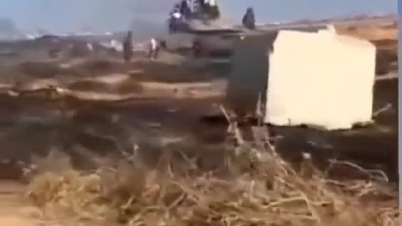 IDF LEFT THEIR TANKS AND KEPT ON RUNNING