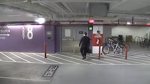 6086RHOBG3G308ALobbyEntrance_2021-01-06_07h00min01s930ms.mp4