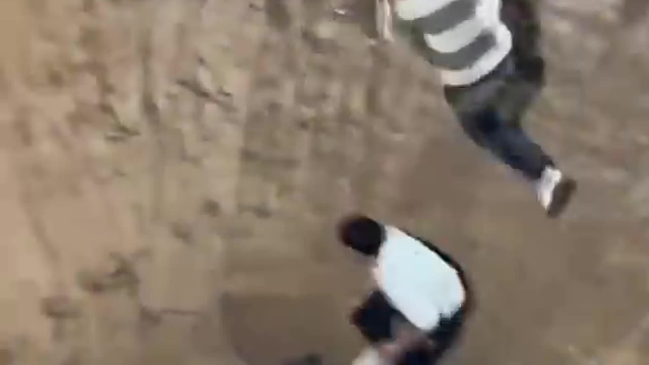😳😳😳