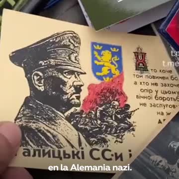 Attributi nazisti trovati nella casa del capo di un gruppo neonazista in Ucraina Nella città ucraina di Berdiansk è stata effettuata una perquisizione della casa del leader nazionalista Viktor Plotnikov di Sector Derecho