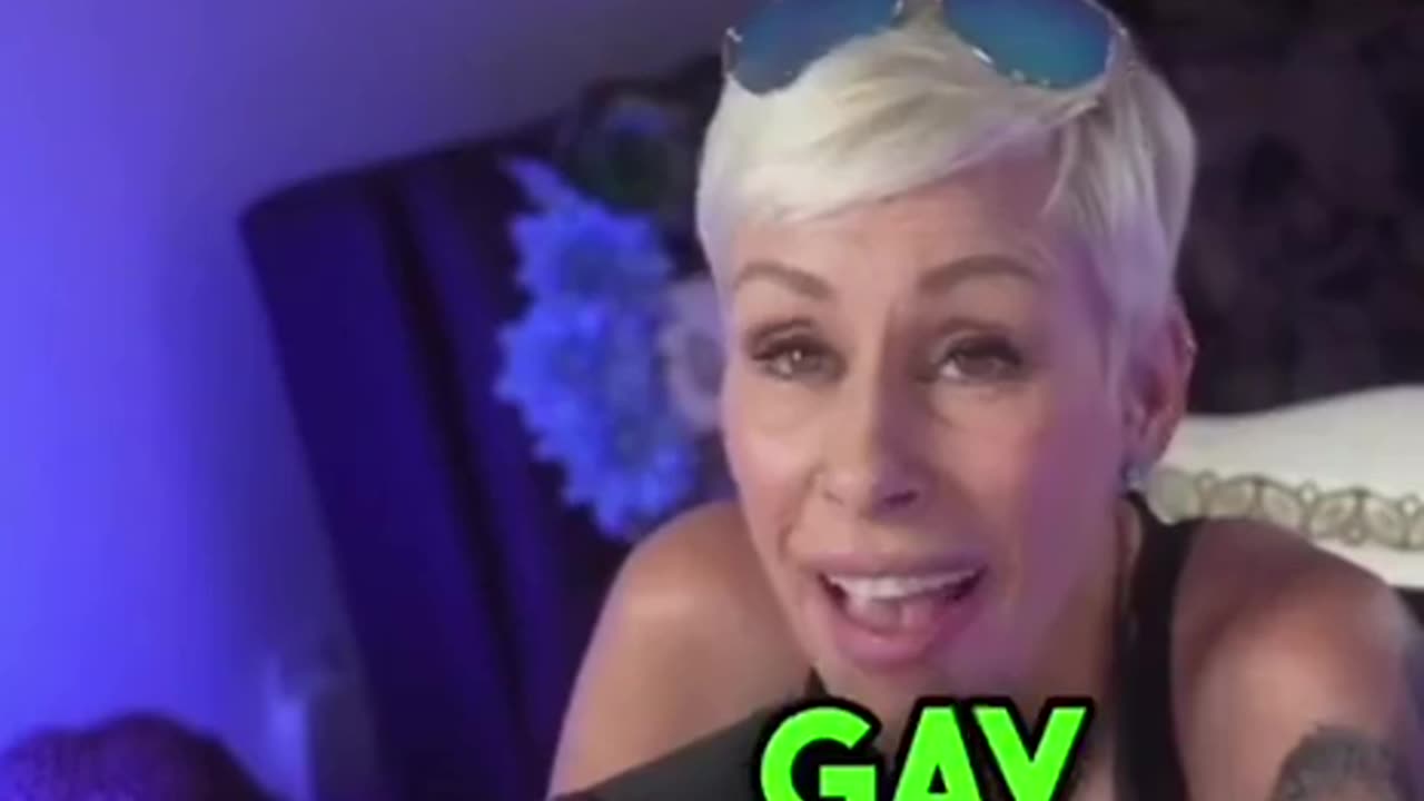 SLOAN BELLA:”Everybody’s Gay”